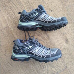Women's size 8 Salomon x ultra pioneer gtx